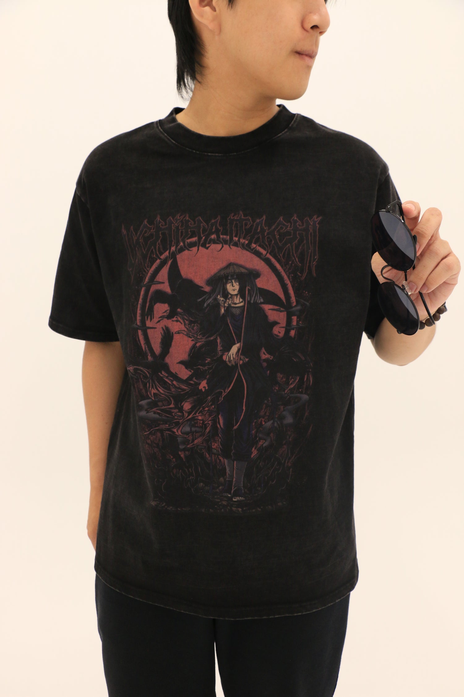 Vintage Style "Itachi Uchiha" T-Shirt *EXCLUSIVE*