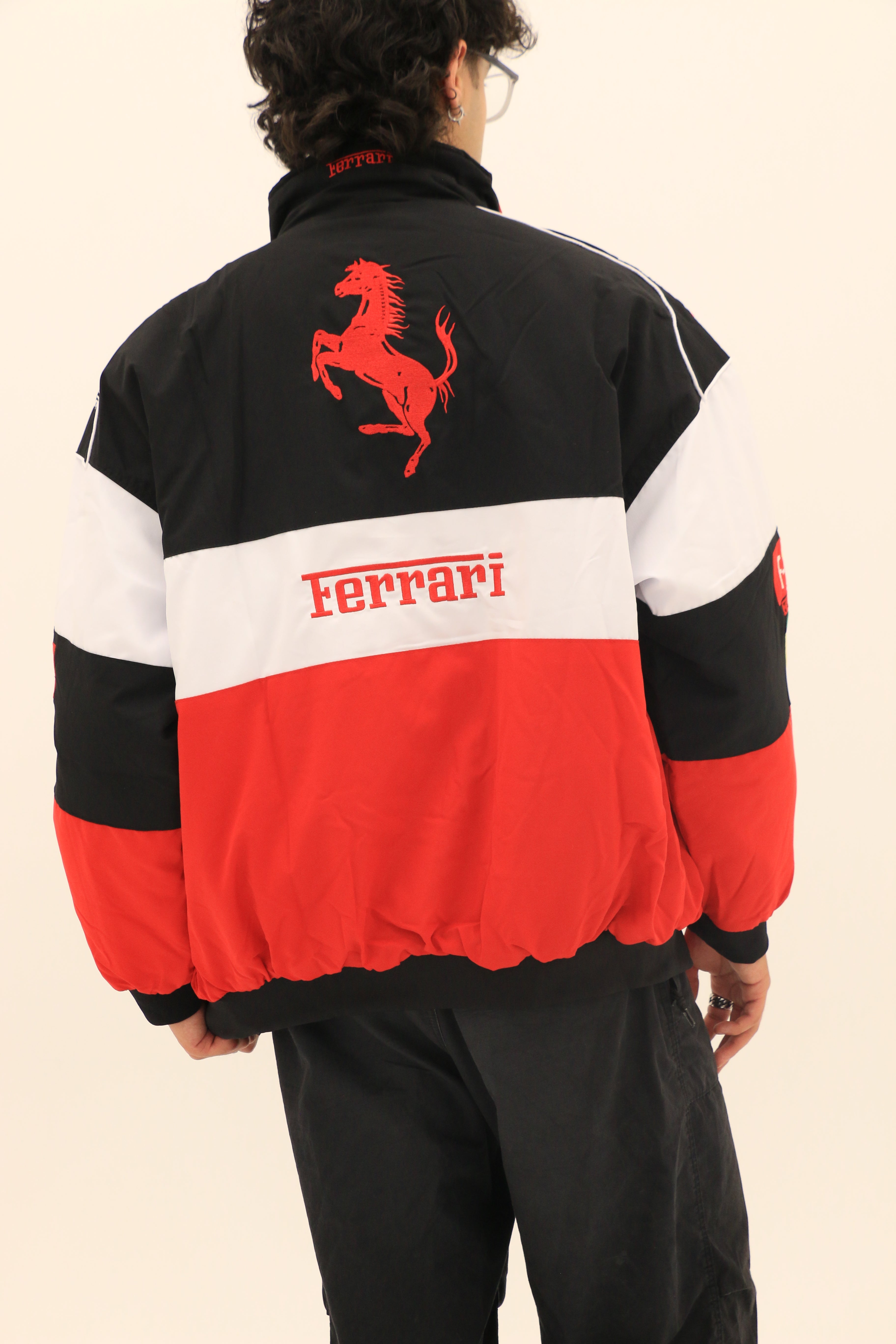 Ferrari スポーツジャケット レッド/ホワイト Ferrari Jacket Kids Youth Boys Red Bomber F1 Red Logo